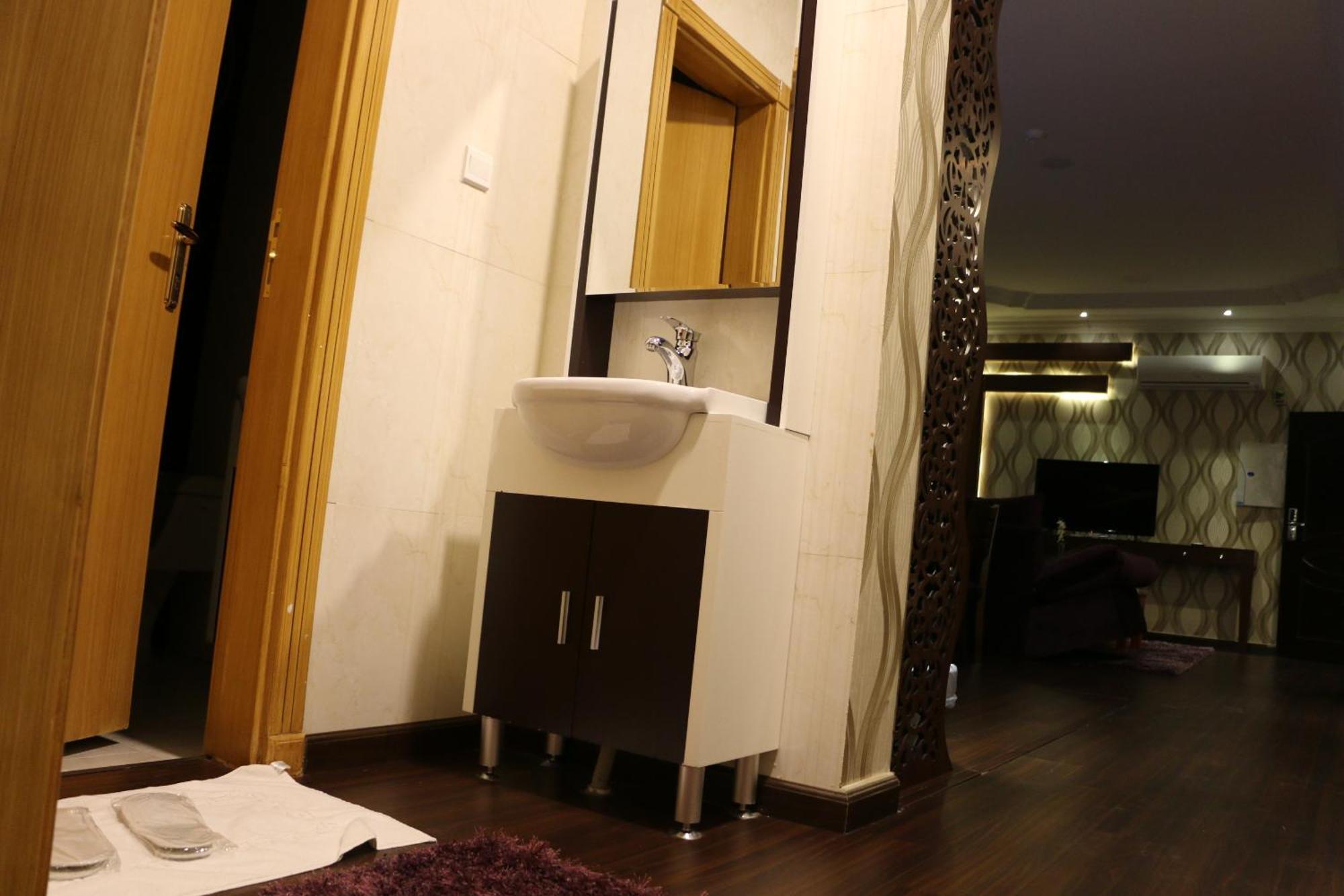 Al Joon Hotel Ер-Ріяд Номер фото